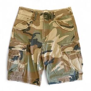 Vintage American Eagle Outfitters Longer Length Camo Cargo Shorts